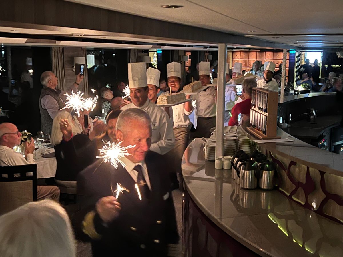 à la carte-reisen ag, feierliche Adventsflussfahrt 2024